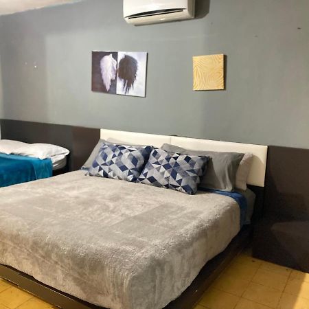 Apartamento Con Cochera Centro De La Ciudad. 拉巴斯 外观 照片
