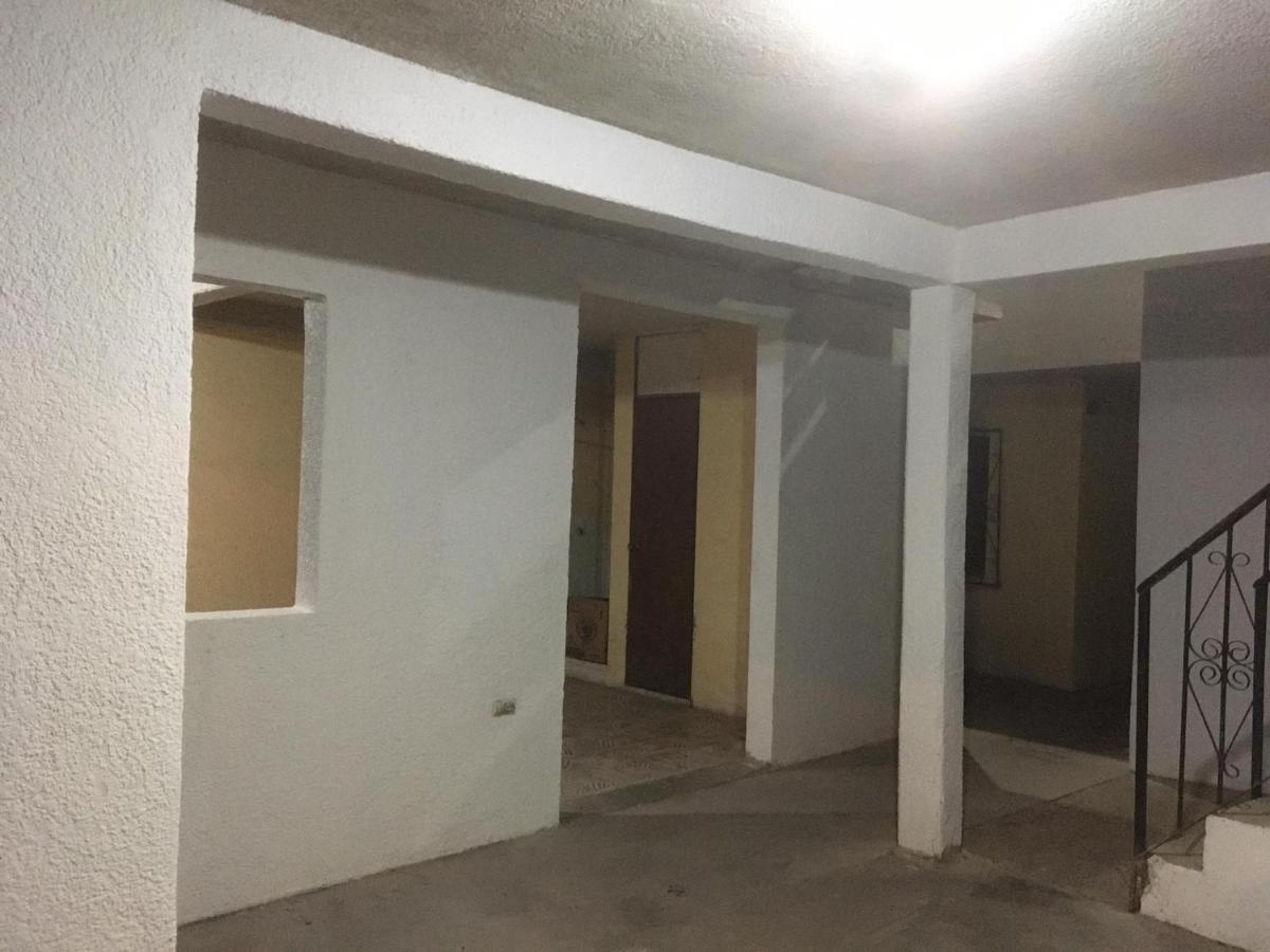 Apartamento Con Cochera Centro De La Ciudad. 拉巴斯 外观 照片